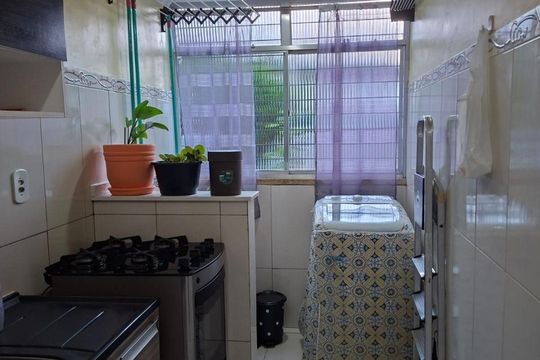 Área de serviço de apartamento à venda com 1 quarto, 42m² em Morro Santana, Porto Alegre