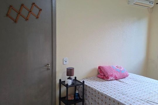 Quarto de apartamento à venda com 1 quarto, 42m² em Morro Santana, Porto Alegre