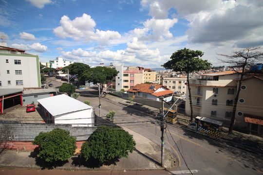 Vista de apartamento à venda com 3 quartos, 79m² em Santa Cruz, Contagem