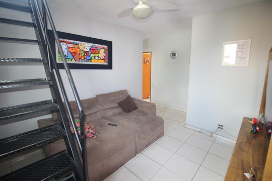 Sala de apartamento à venda com 3 quartos, 79m² em Santa Cruz, Contagem