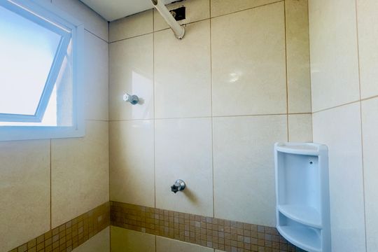 Banheiro de apartamento para alugar com 2 quartos, 60m² em Vila Silveira, Guarulhos