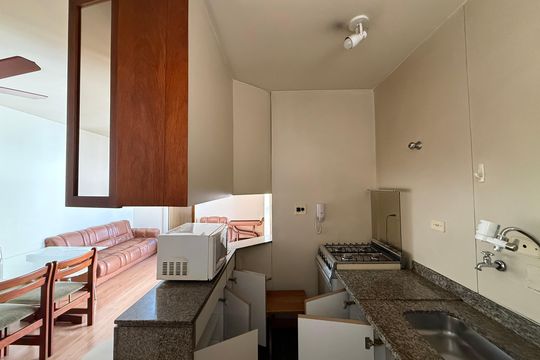 Cozinha de apartamento para alugar com 1 quarto, 43m² em Santa Cecilia, São Paulo