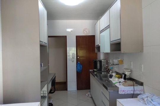 Cozinha de apartamento à venda com 4 quartos, 120m² em Grajaú, Rio de Janeiro