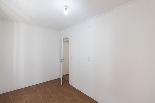 Quarto de casa para alugar com 3 quartos, 202m² em Vila Nova Curuca, São Paulo
