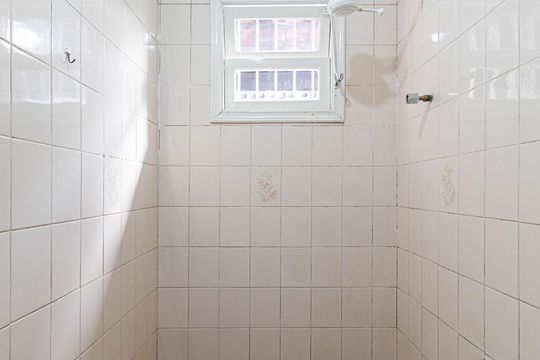 Banheiro de casa para alugar com 3 quartos, 202m² em Vila Nova Curuca, São Paulo