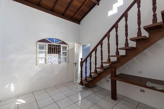 Casa para alugar com 3 quartos, 202m² em Vila Nova Curuca, São Paulo