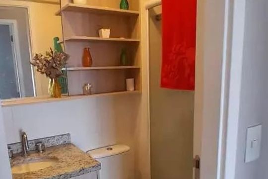 Banheiro de apartamento à venda com 2 quartos, 65m² em Barra Funda, São Paulo