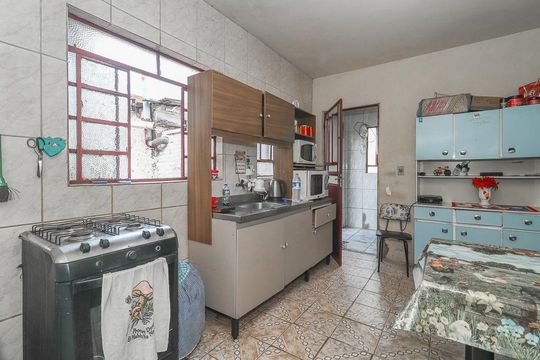 Cozinha de casa à venda com 3 quartos, 110m² em Passo das Pedras, Porto Alegre
