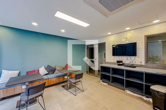 Lavanderia de kitnet/studio para alugar com 1 quarto, 27m² em Liberdade, São Paulo