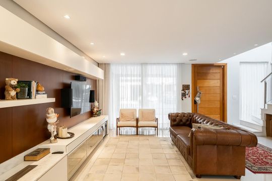 Casa de Condomínio à venda com 4 quartos, 275m² em Sarandi, Porto Alegre
