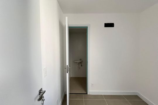 Quarto de Serviço de apartamento à venda com 4 quartos, 135m² em Jardim Botânico, Rio de Janeiro