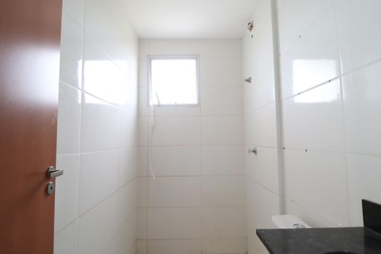 Banheiro Social de apartamento para alugar com 2 quartos, 57m² em Jardim Europa, Uberlândia
