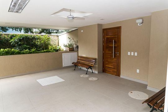 Área comum de apartamento para alugar com 4 quartos, 200m² em Jardim Guanabara, Rio de Janeiro
