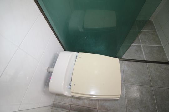 Quarto 1 - Banheiro de casa à venda com 2 quartos, 207m² em Parque Sao Domingos, São Paulo