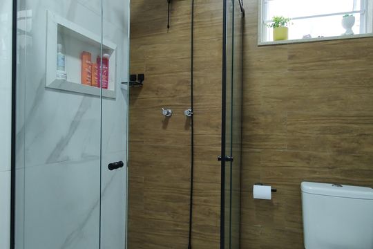 Banheiro Social de casa de condomínio à venda com 3 quartos, 200m² em Taquara, Rio de Janeiro