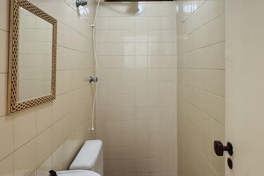 Banheiro de serviço de apartamento à venda com 3 quartos, 140m² em Vila Julia, São Bernardo do Campo