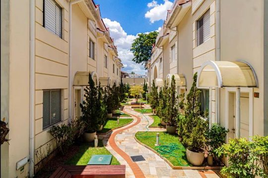 Área comum de casa à venda com 3 quartos, 141m² em Rio Pequeno, São Paulo