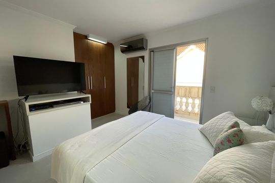 Suíte de casa à venda com 3 quartos, 141m² em Rio Pequeno, São Paulo