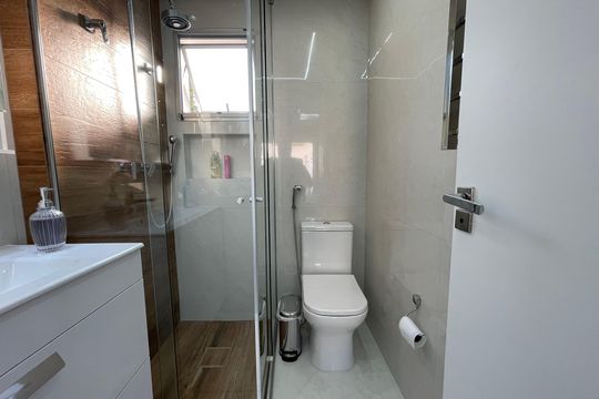Banheiro da Suíte de casa à venda com 3 quartos, 141m² em Rio Pequeno, São Paulo