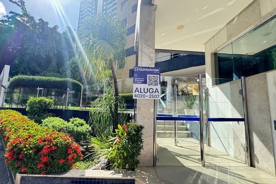 Fachada  de apartamento para alugar com 3 quartos, 110m² em Caminho das Árvores, Salvador
