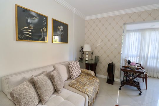 Sala de apartamento para alugar com 3 quartos, 110m² em Caminho das Árvores, Salvador