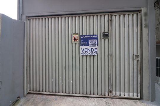 Fachada de casa à venda com 3 quartos, 50m² em Jardim Cipreste, São Bernardo do Campo