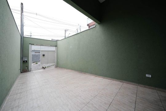 Garagem de casa à venda com 3 quartos, 132m² em Penha de França, São Paulo