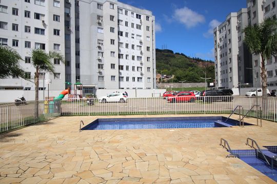 Área comum - Piscina de apartamento à venda com 2 quartos, 45m² em Morro Santana, Porto Alegre