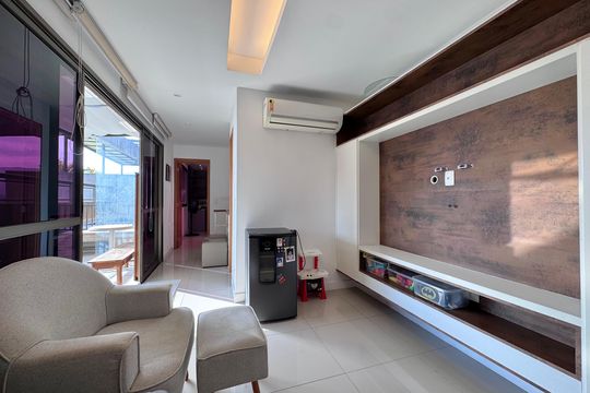 Sala (Segundo Andar) de apartamento à venda com 4 quartos, 166m² em Recreio dos Bandeirantes, Rio de Janeiro