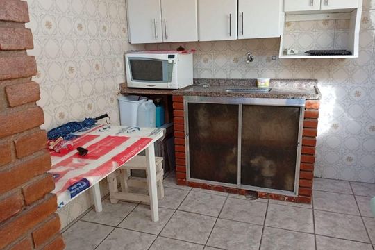 Casa à venda com 2 quartos, 145m² em Parque Novo Oratório, Santo André