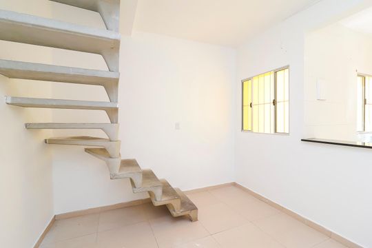 Sala de casa para alugar com 2 quartos, 70m² em Jardim dos Ypês (itaim Paulista), São Paulo