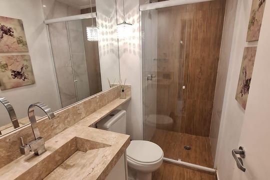 Banheiro de apartamento à venda com 2 quartos, 55m² em Jardim Caboré, São Paulo