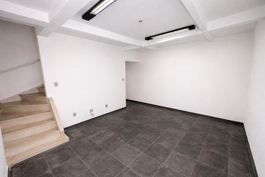 Sala de casa à venda com 3 quartos, 325m² em Vila da Saúde, São Paulo