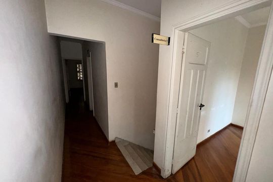 Corredor de casa à venda com 3 quartos, 325m² em Vila da Saúde, São Paulo