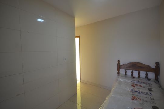 Apartamento para alugar com 1 quarto, 35m² em Areia Branca, Belford Roxo