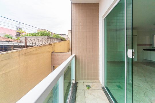 Varanda da Sala de casa de condomínio à venda com 3 quartos, 120m² em Vila Helena, Santo André