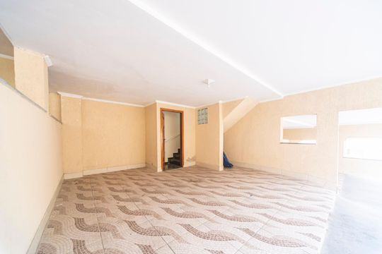 Garagem de casa de condomínio à venda com 3 quartos, 120m² em Vila Helena, Santo André