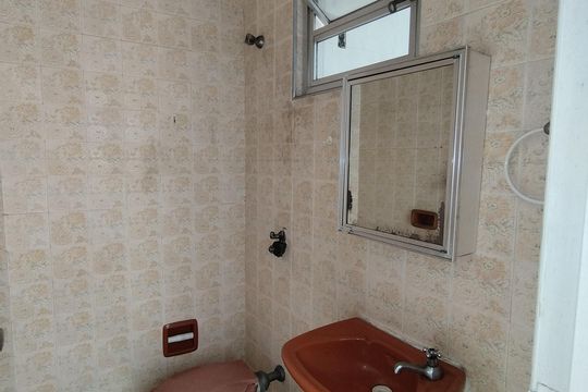 Banheiro de serviço de casa para alugar com 3 quartos, 281m² em Vila da Saúde, São Paulo