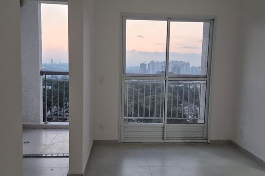 Apartamento para alugar com 2 quartos, 39m² em Boaçava, São Paulo