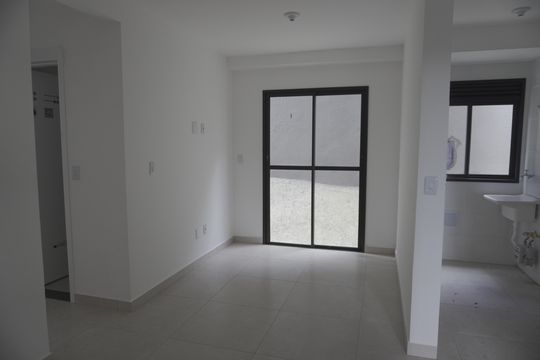 Sala de apartamento para alugar com 2 quartos, 54m² em Itaquera, São Paulo