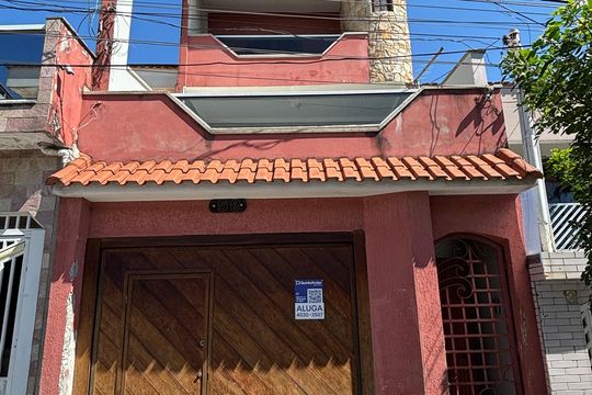 Fachada de casa para alugar com 3 quartos, 113m² em Jardim Las Vegas, Santo André