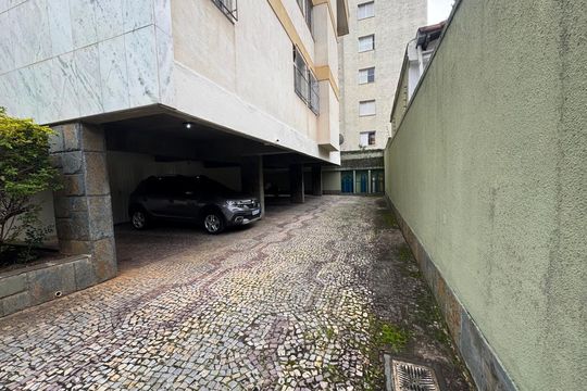 Apartamento para alugar com 4 quartos, 160m² em Serra, Belo Horizonte