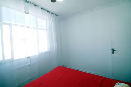 Quarto 1 de apartamento para alugar com 3 quartos, 150m² em Olaria, Rio de Janeiro