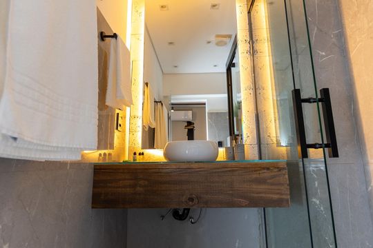 Banheiro de apartamento para alugar com 2 quartos, 128m² em Alphaville Industrial, Barueri