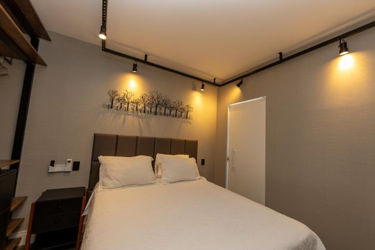 Quarto de apartamento para alugar com 2 quartos, 128m² em Alphaville Industrial, Barueri