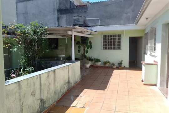 Casa à venda com 3 quartos, 287m² em Chácara Inglesa, São Paulo