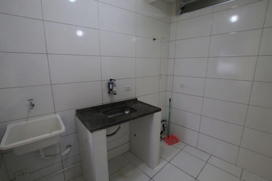 cozinha/área de serviço de apartamento para alugar com 1 quarto, 46m² em Sé, São Paulo