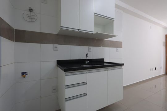 Cozinha de apartamento à venda com 2 quartos, 40m² em Chácara Mafalda, São Paulo