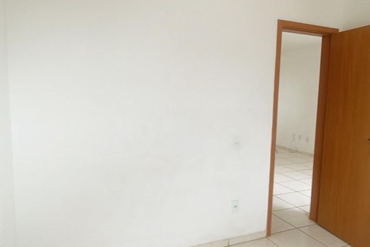 Quarto 2 de apartamento para alugar com 2 quartos, 52m² em Chácaras Califórnia, Contagem
