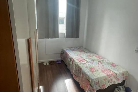 Quarto de apartamento à venda com 2 quartos, 45m² em Vargem Pequena, Rio de Janeiro